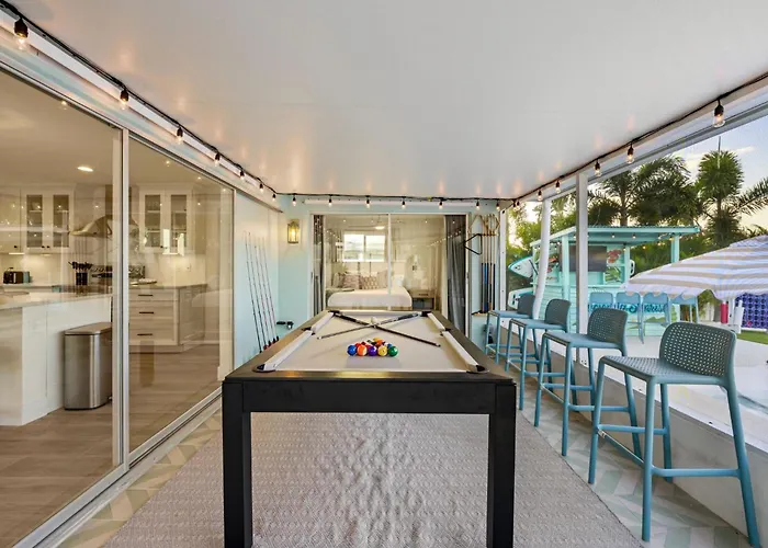 Holiday home Waterfront Walk To Pool Kayaks Bikes Clearwater Beach